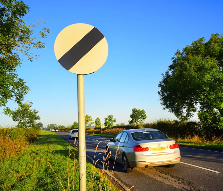 99 of Drivers Dont Know The Meaning of This Sign